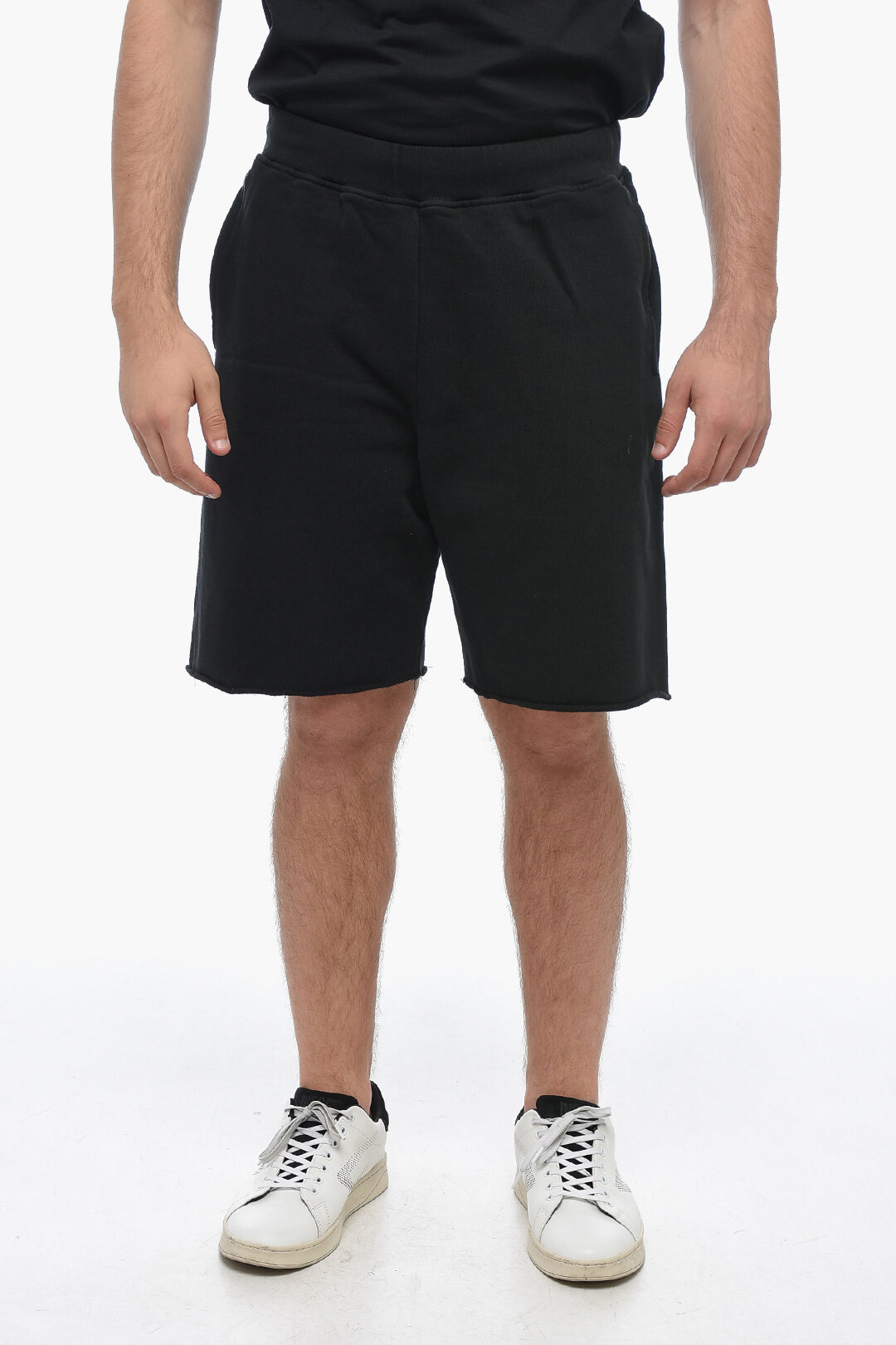 Store Aries shorts