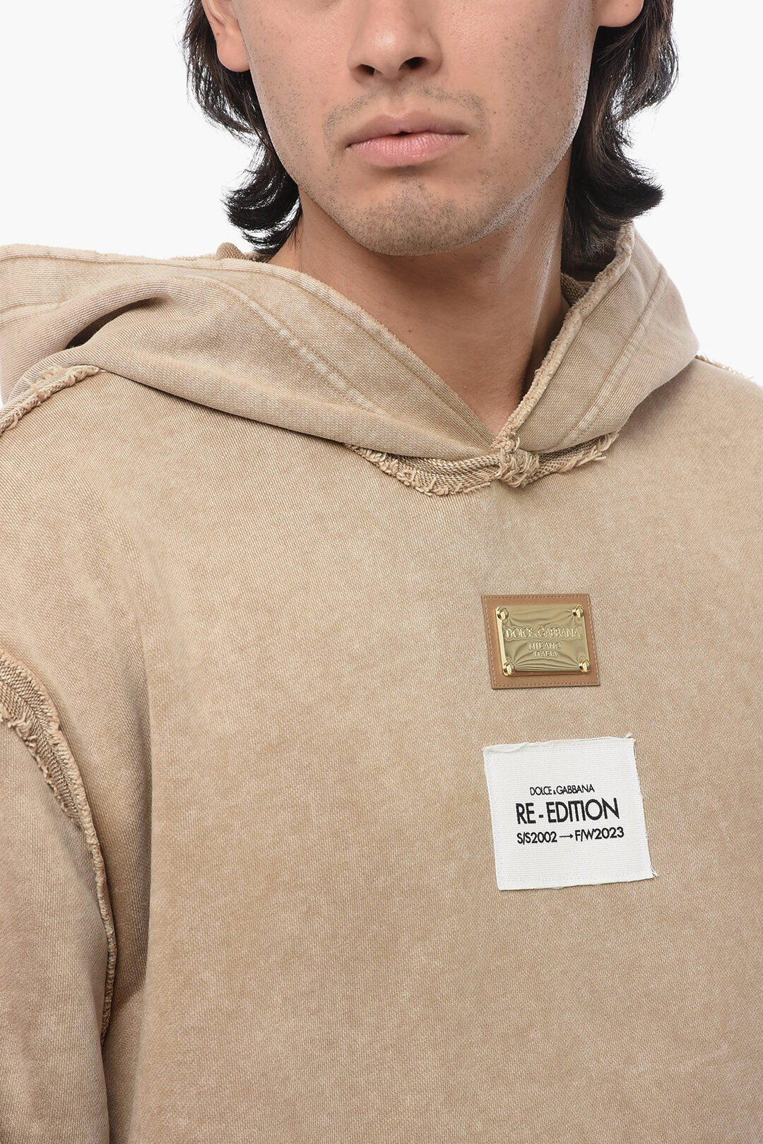 【送料&関税込】Dolce & Gabbana Beige Hoodie With Drawst Dolce & Gabbana RE-EDITION Cotton Hoodie with Raw-cut