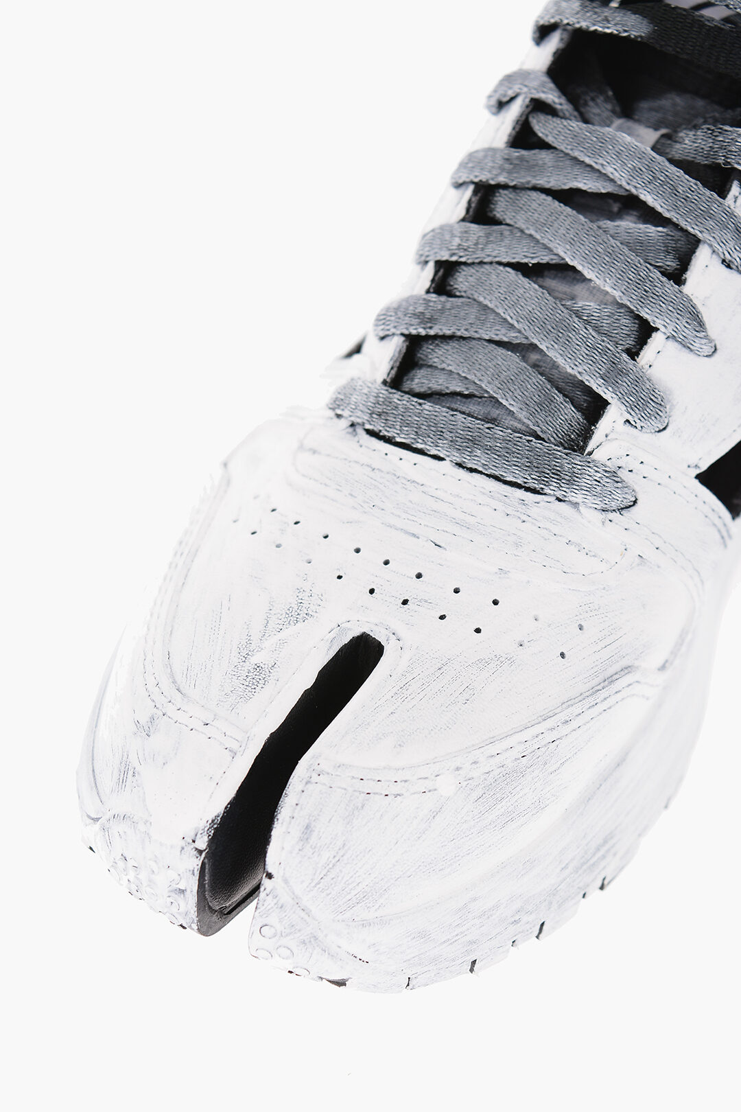 Maison Margiela REEBOK Paint Effect Leather Tabi High Top Maison Margiela REEBOK Paint Effect Leather Tabi High Top
