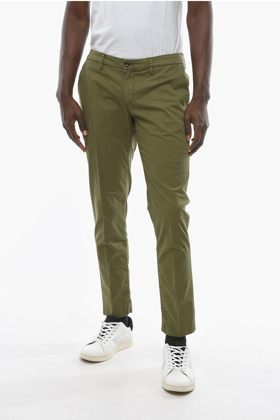 Cruna Regular Waist Slim Fit Newtown Chino Pants In Green