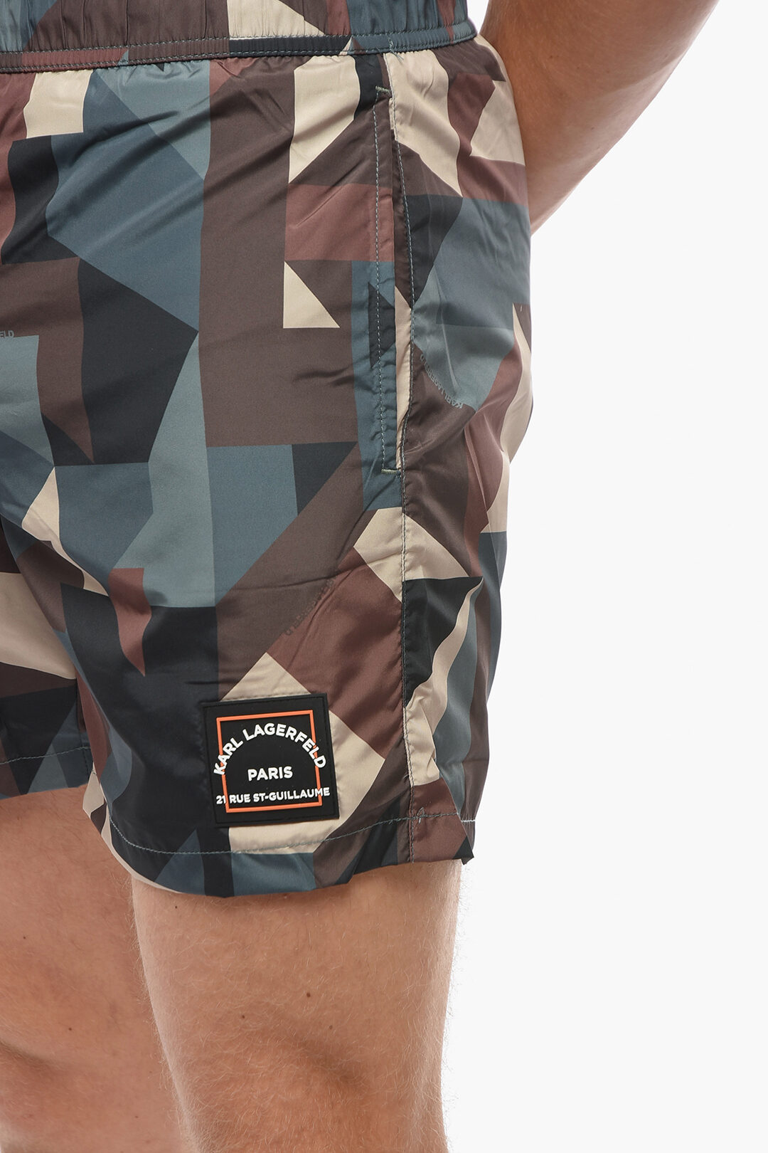 2900~Geometric Patterned AAA Swimshorts