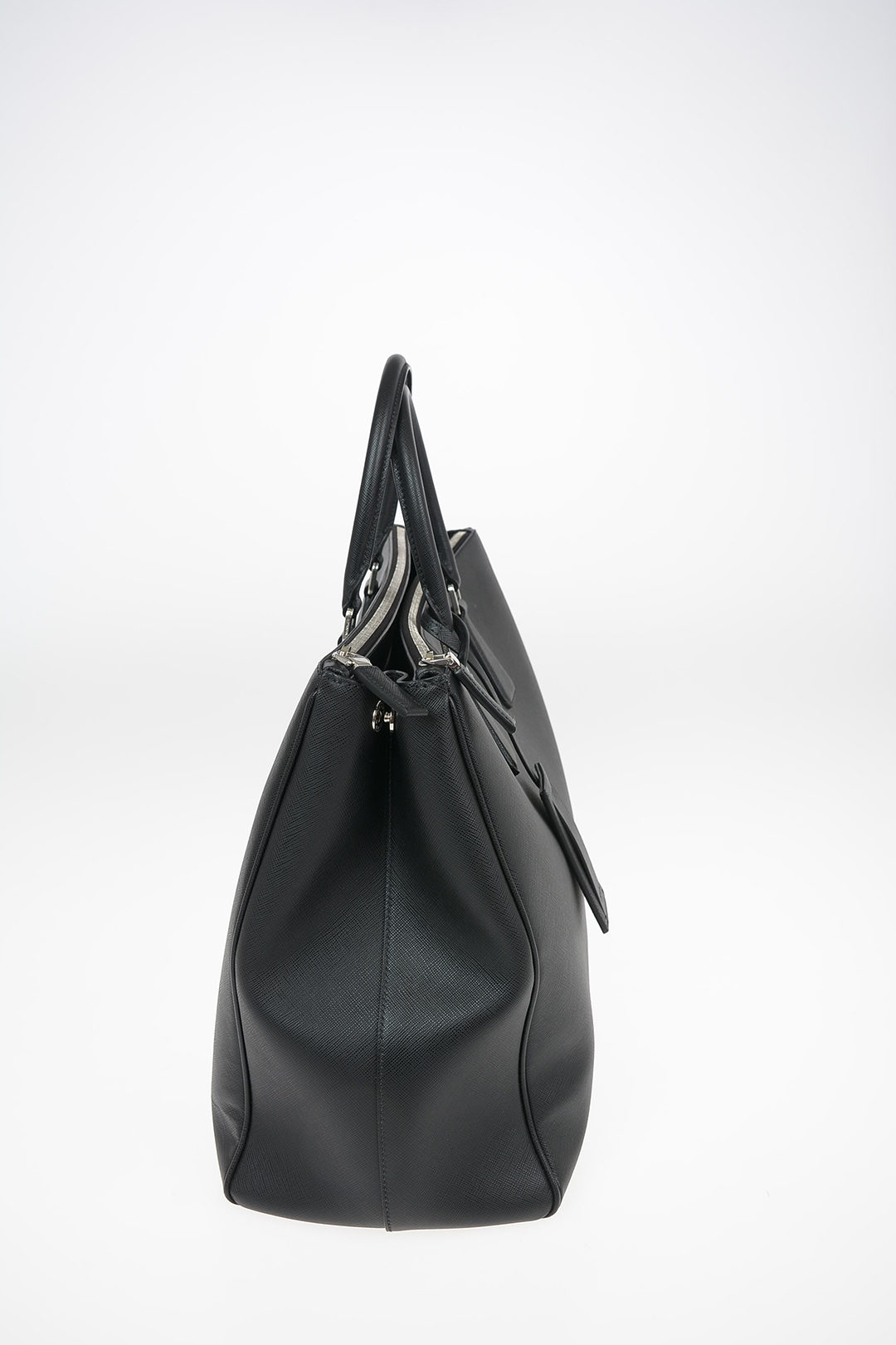Men's City Clutch Bag in Black Saffiano