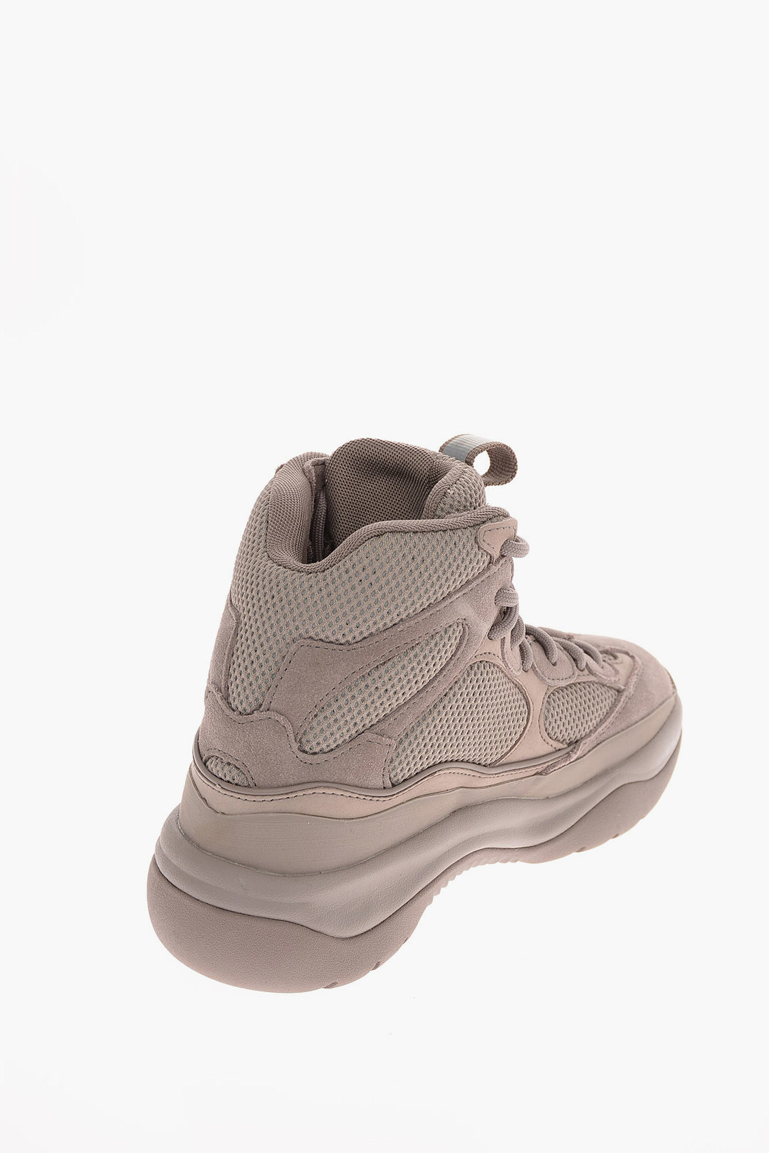 High top deals yeezy 7