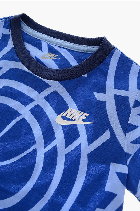 Set T-Shirt Stampata e Shorts