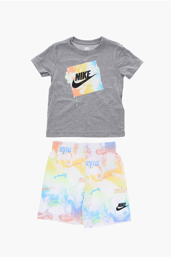 Shorts And T-Shirt … - image