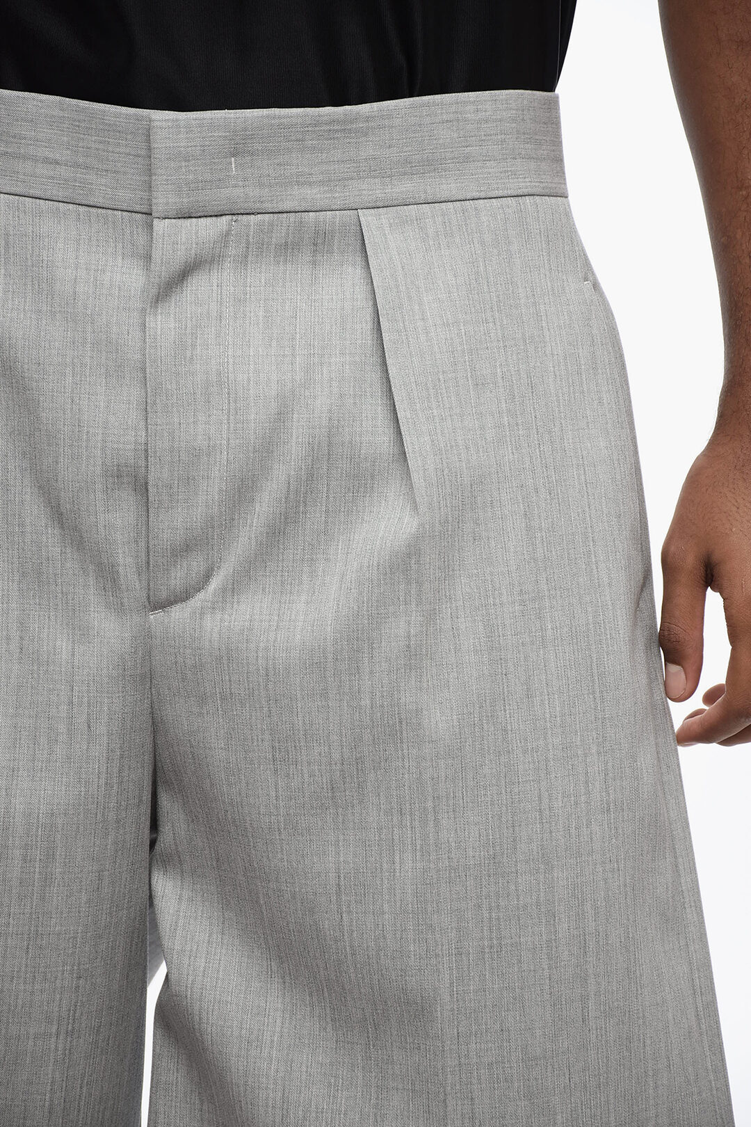 Jil Sander Single-pleated Wool Shorts with Tailored Design