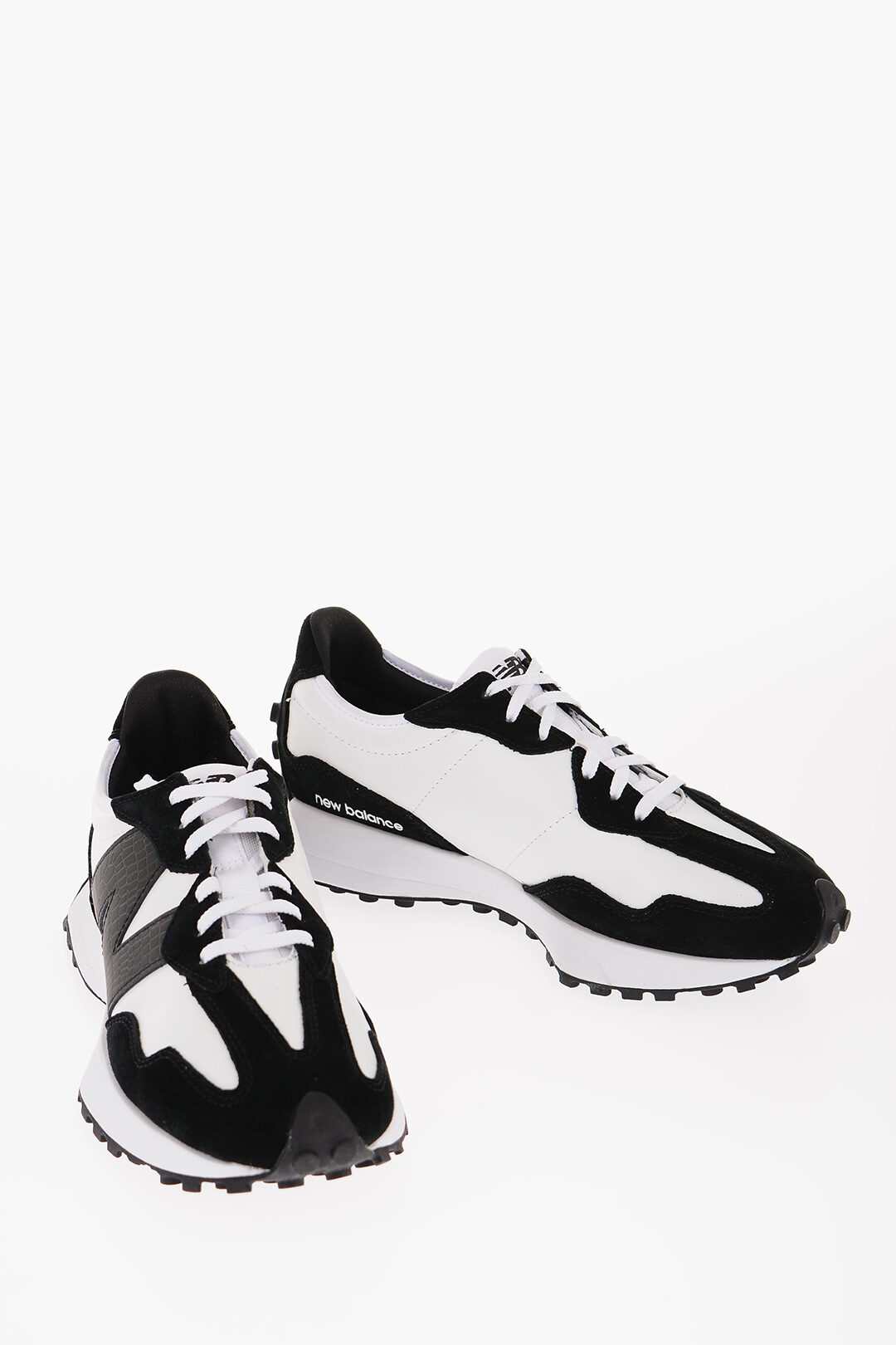 New Balance Sneakers Basse Bicolore MOYEN con Dettagli in Pelle Goffrata unisex uomo donna Glamood Outlet