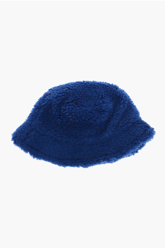 Stand Studio Solid Colour Faux Fur Wera Bucket Hat In Blue