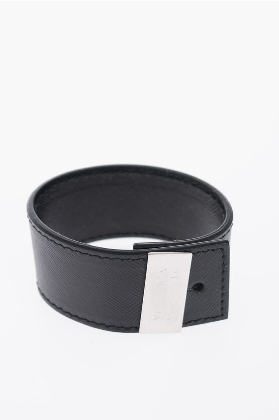Veronica Gautschi Solid Color Saffiano Leather Bracelet In Black