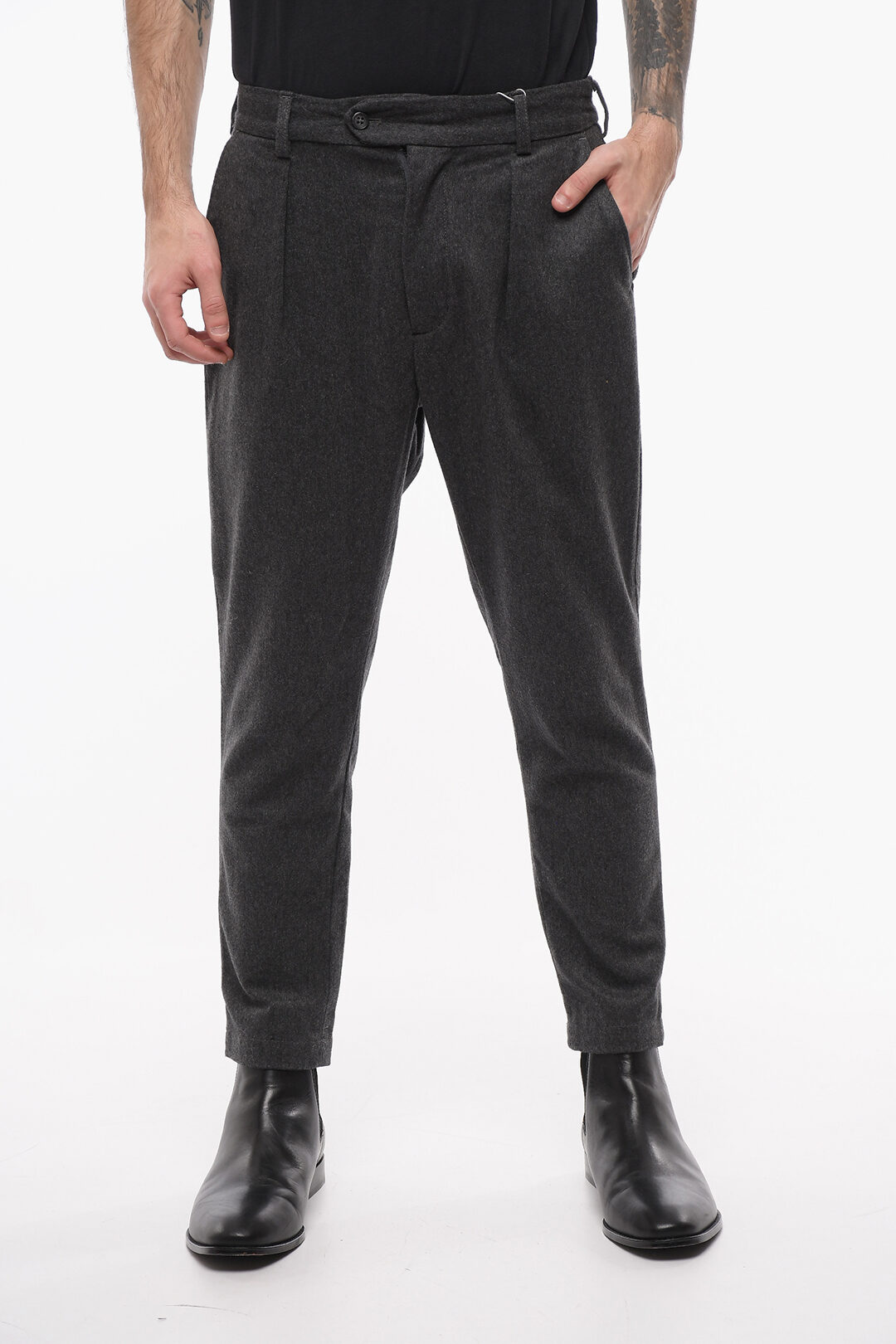 Engineered Garments Solid Color Single-Pleat Pants with Belt Loops men ...