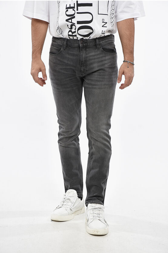 Hugo Boss Straight Leg Extra Slim Jeans With Logoed Patch 17cm L.30 In Gray