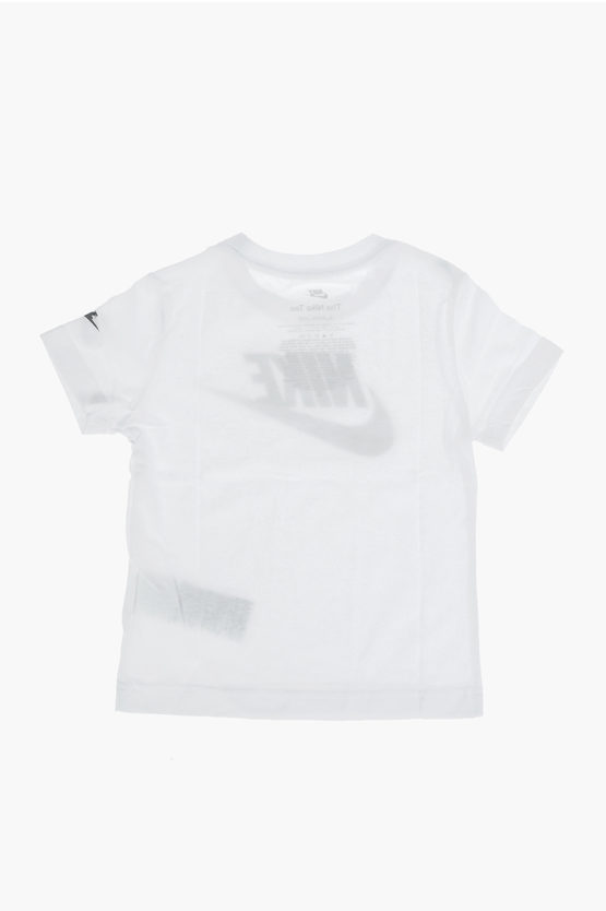 T-shirt with Logo On The Front