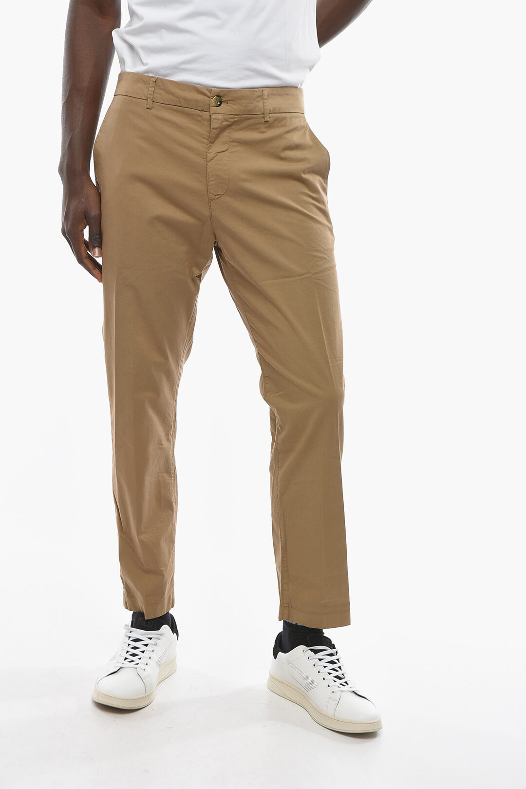 tapered fit chino