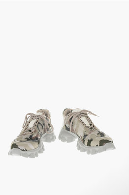 prada wallet sale outlet