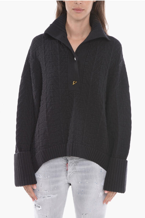 Aeron Turtleneck Bay Buttoned Pullover In Black