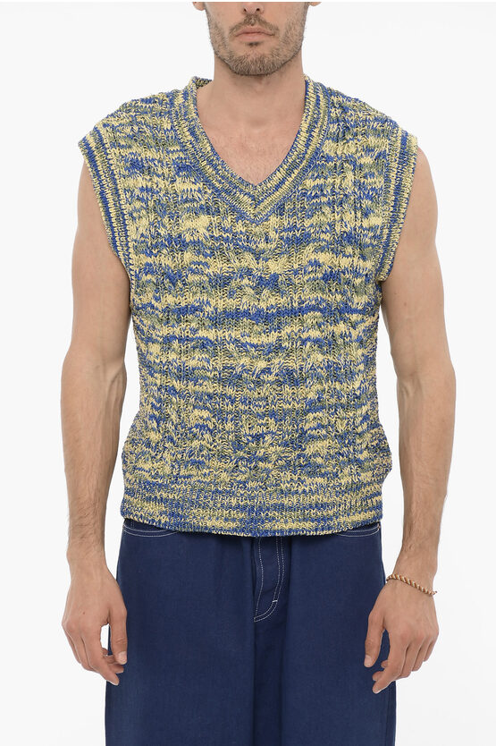 V-Neck Sleeveless O… - image