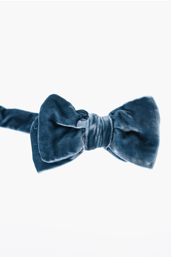 Shop Tom Ford Velvet Bow-tie