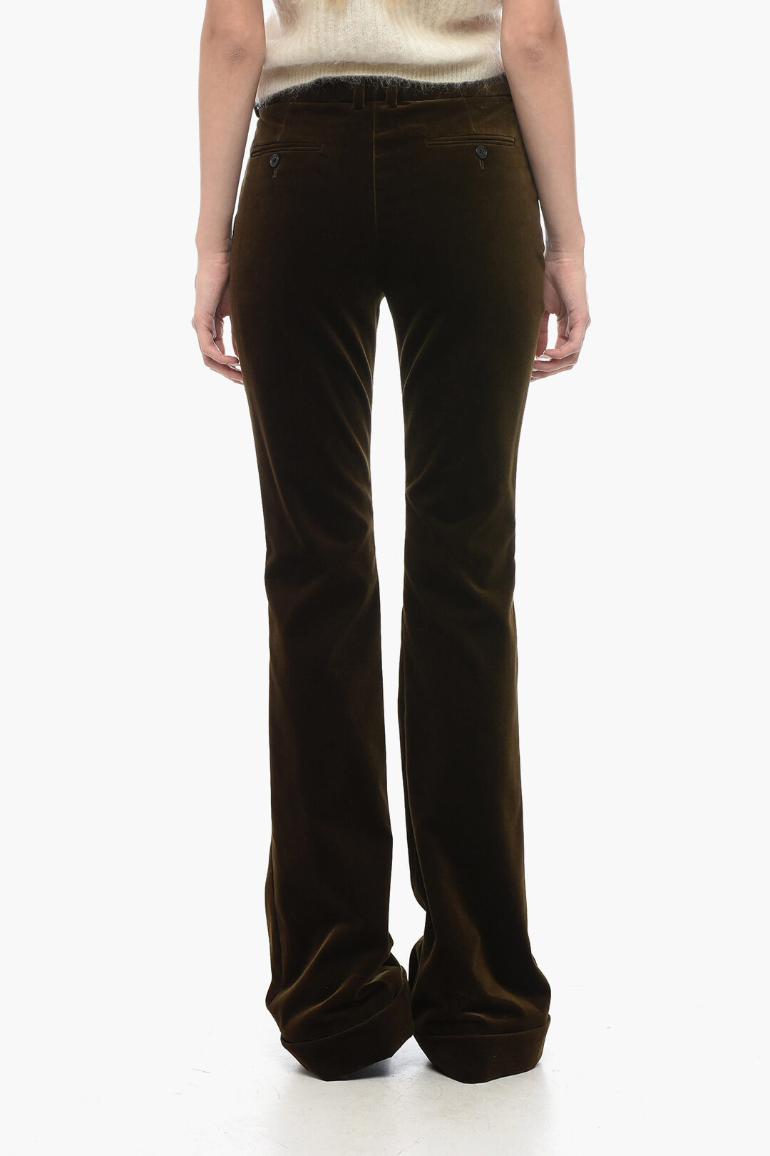 【送料&関税込】Saint Laurent Wide Leg Velvet Trousers wide-leg pants in grain de poudre | Saint Laurent | YSL NL