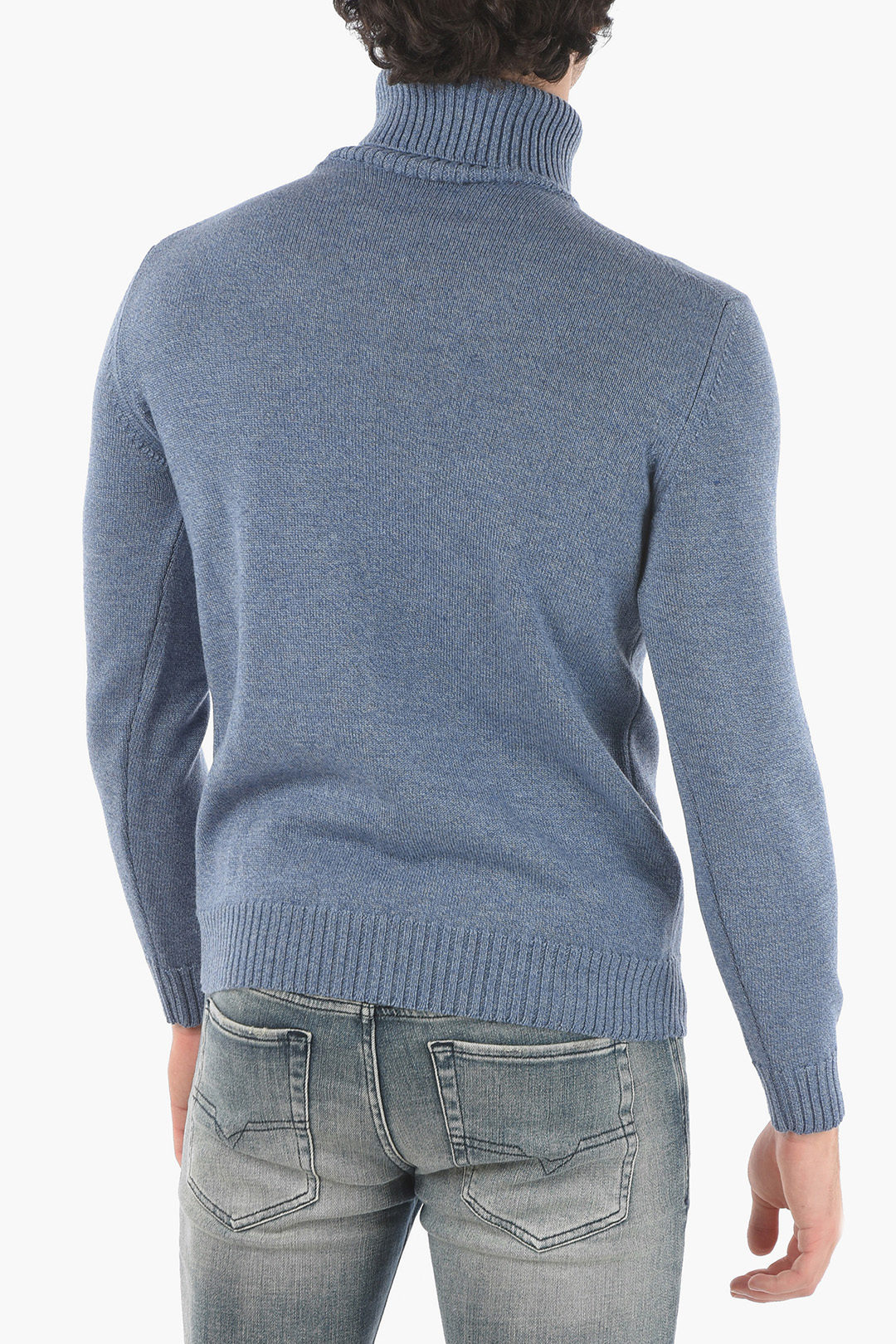 VogeLuxe | Men’s Warm Ribbed Turtleneck Sweater main image 0