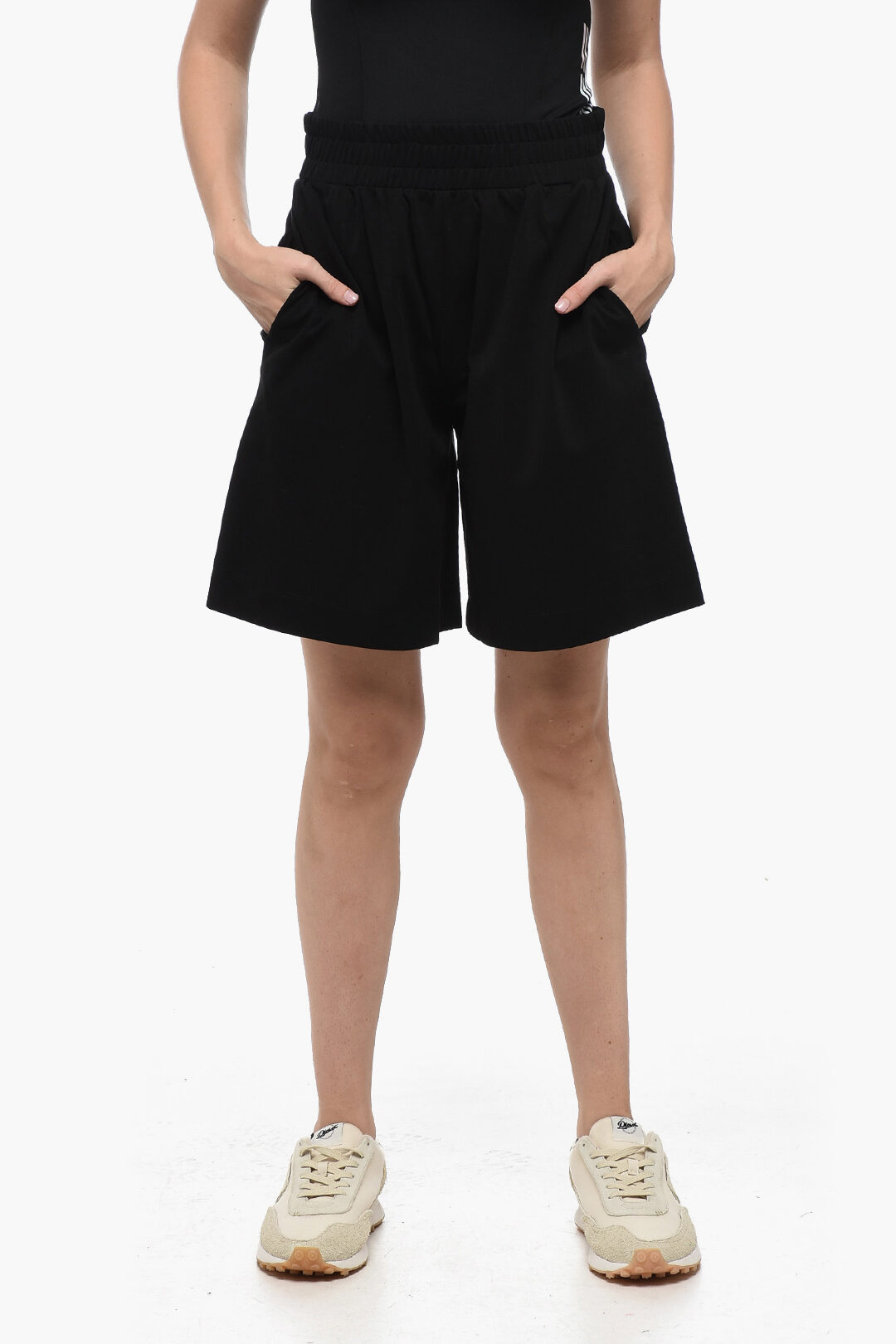 Max Mara WEEKEND Stretchy Cotton ZORAIDE Shorts with Flared