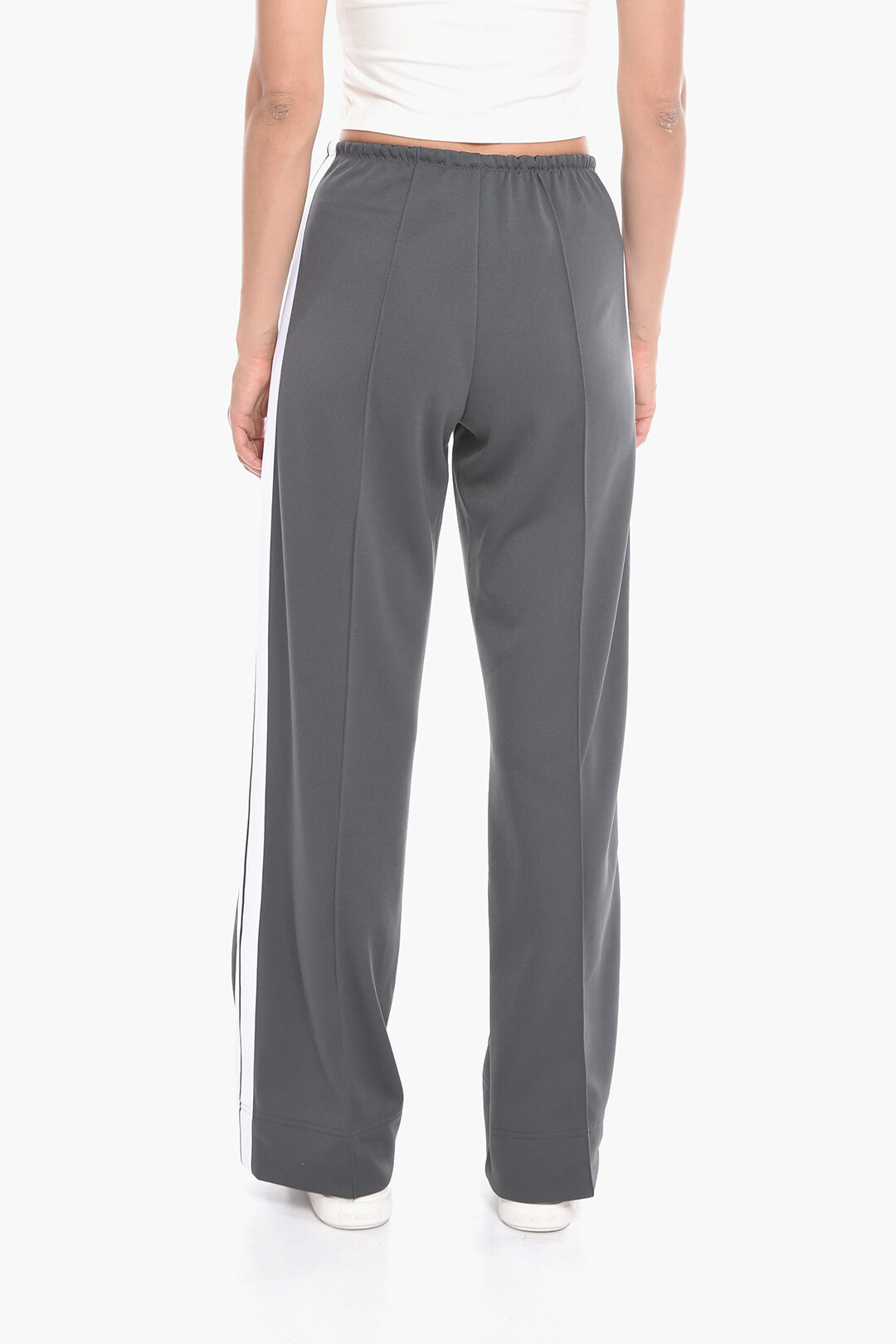 https://data.glamood.com/imgprodotto/wide-leg-joggers-with-contrasting-bands_1378469_zoom.jpg